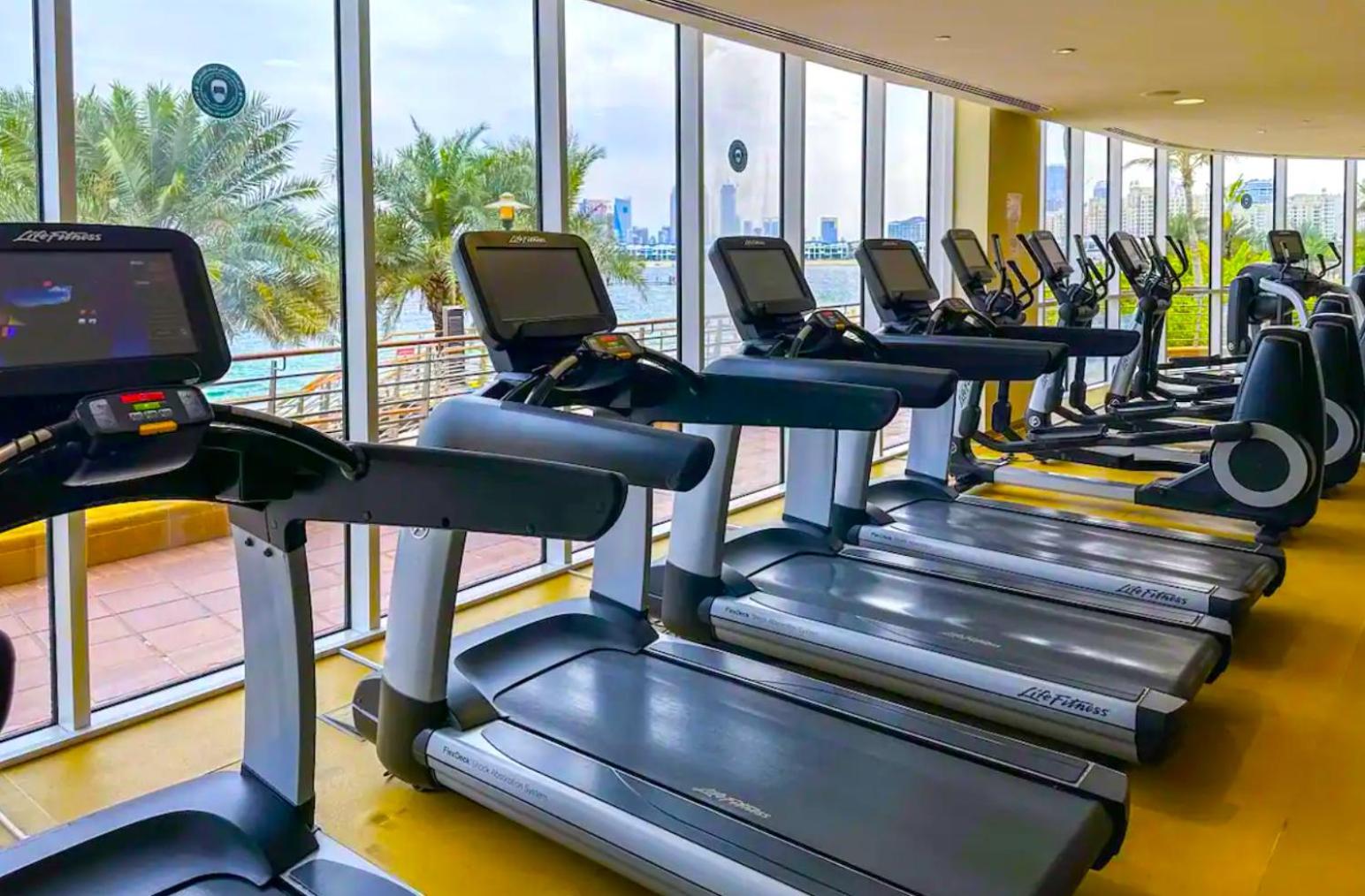 Tiara - Palm Jumeirah Apartment *