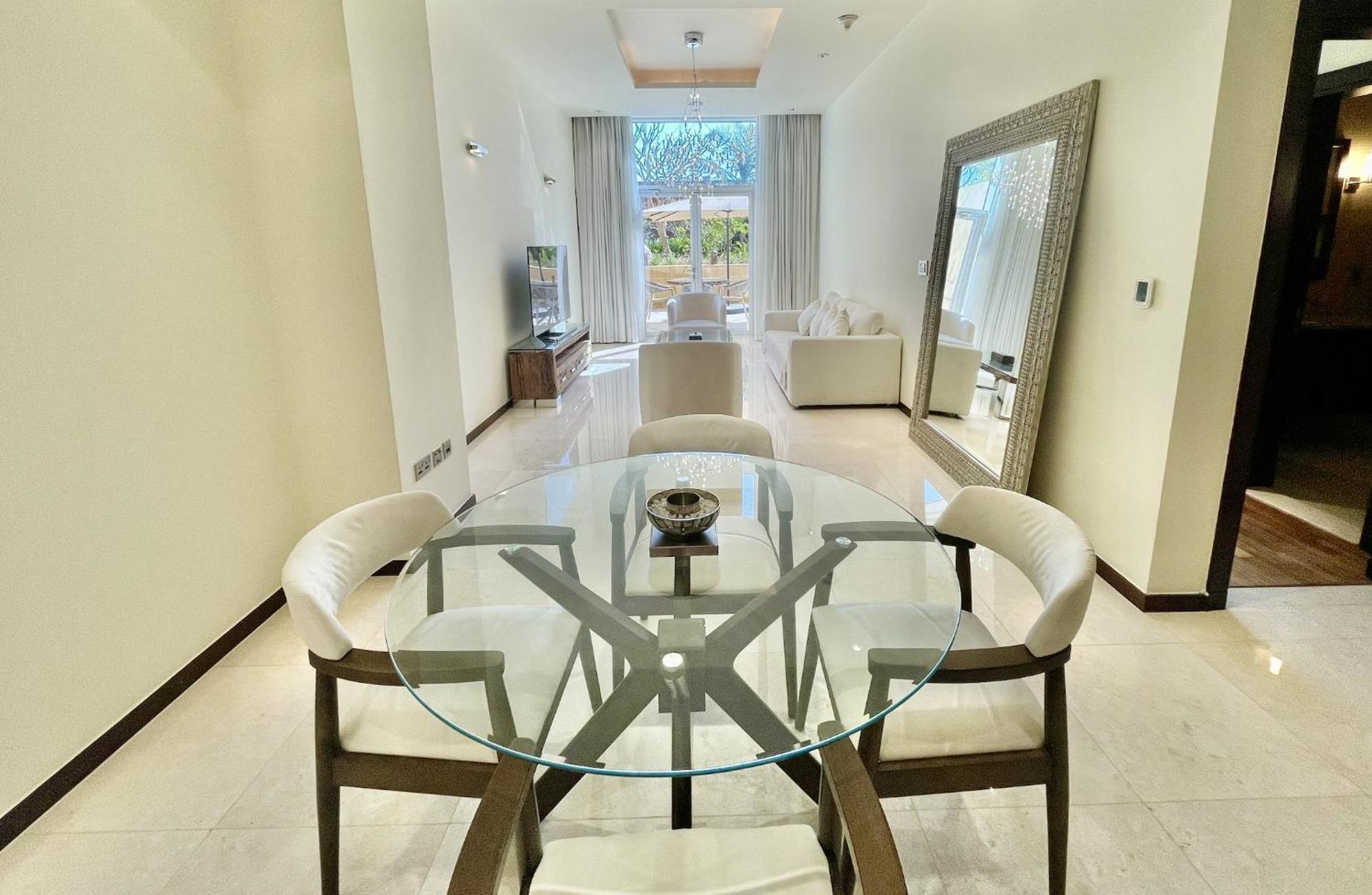 Tiara - Palm Jumeirah Апартаменти *